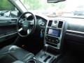 Black - 300 300S V6 Photo No. 11