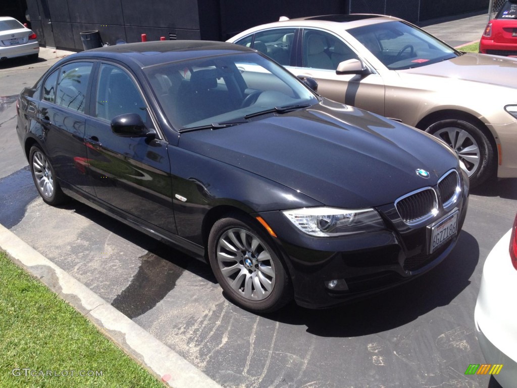 2009 3 Series 328i Sedan - Black Sapphire Metallic / Black photo #2