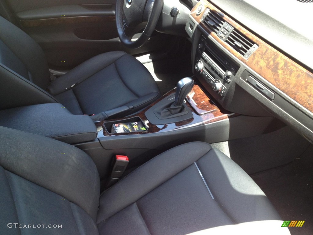 2009 3 Series 328i Sedan - Black Sapphire Metallic / Black photo #4