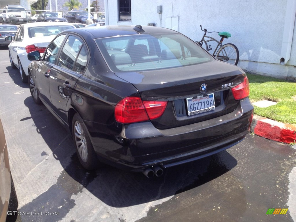 2009 3 Series 328i Sedan - Black Sapphire Metallic / Black photo #5