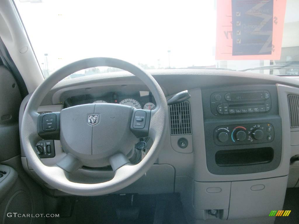 2005 Ram 1500 SLT Quad Cab - Bright White / Dark Slate Gray photo #15