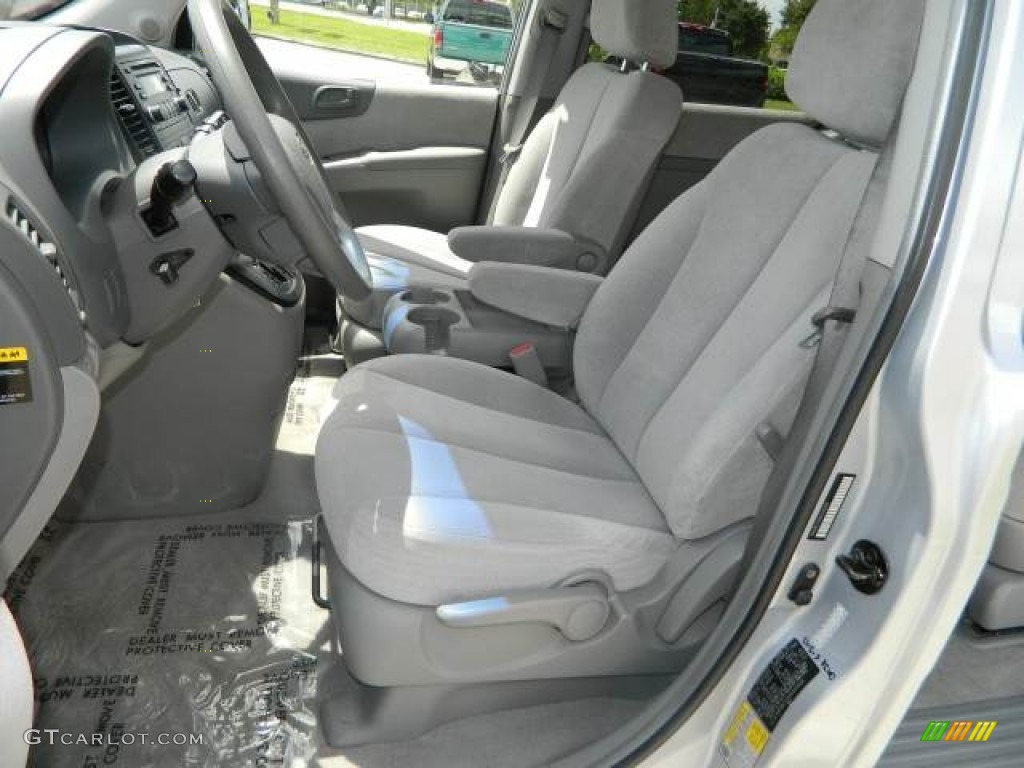2006 Sedona LX - Silver / Gray photo #12