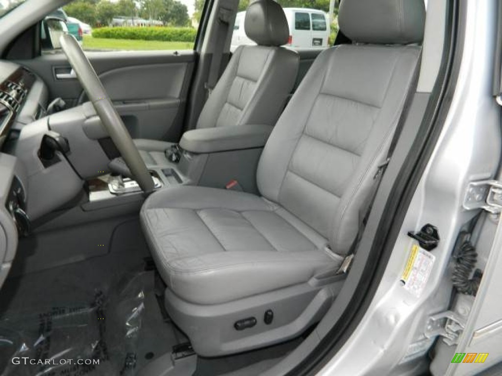 2005 Ford Five Hundred SEL Front Seat Photo #82640867