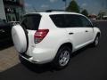 Super White - RAV4 I4 4WD Photo No. 7