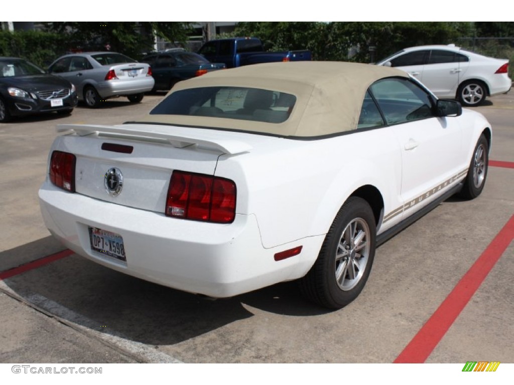 2005 Mustang V6 Premium Convertible - Performance White / Medium Parchment photo #8