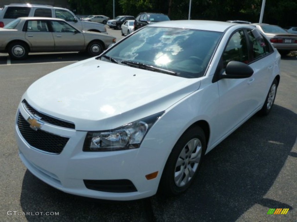 Summit White 2014 Chevrolet Cruze LS Exterior Photo #82648128