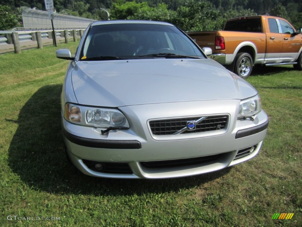 2004 V70 R AWD - Silver Metallic / R Nordkap Black/Blue photo #11