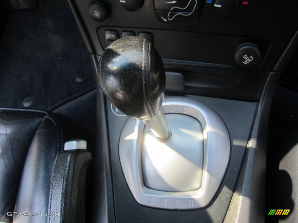 2004 Volvo V70 R AWD Transmission Photos