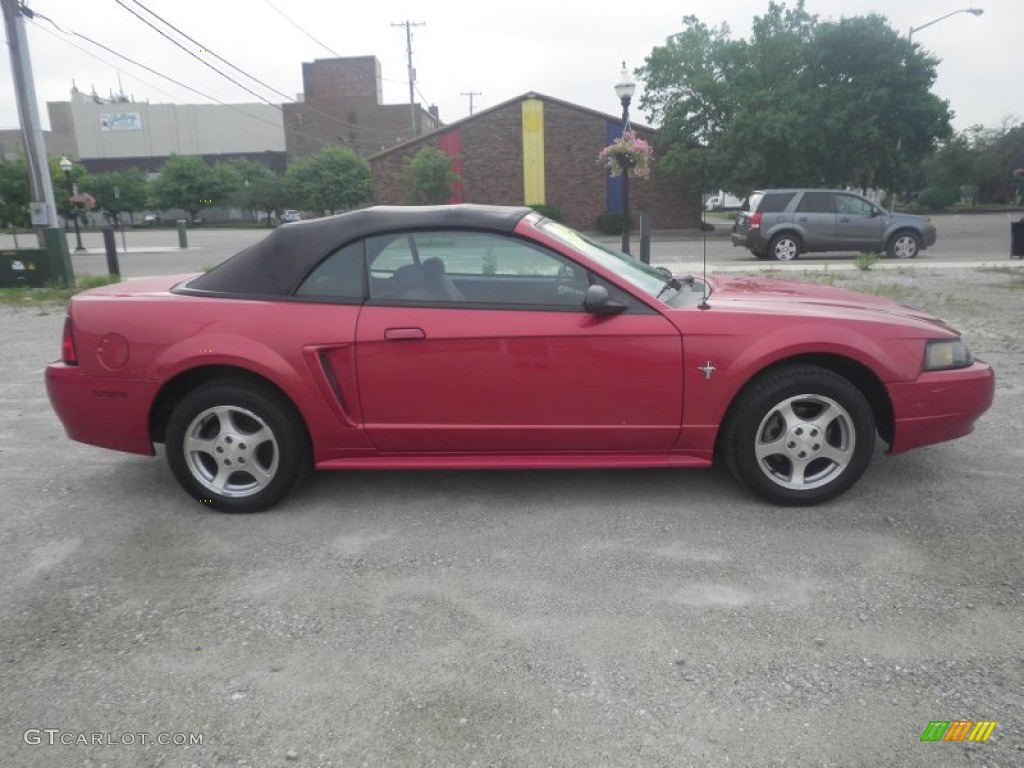 2002 Mustang V6 Convertible - Laser Red Metallic / Dark Charcoal photo #2
