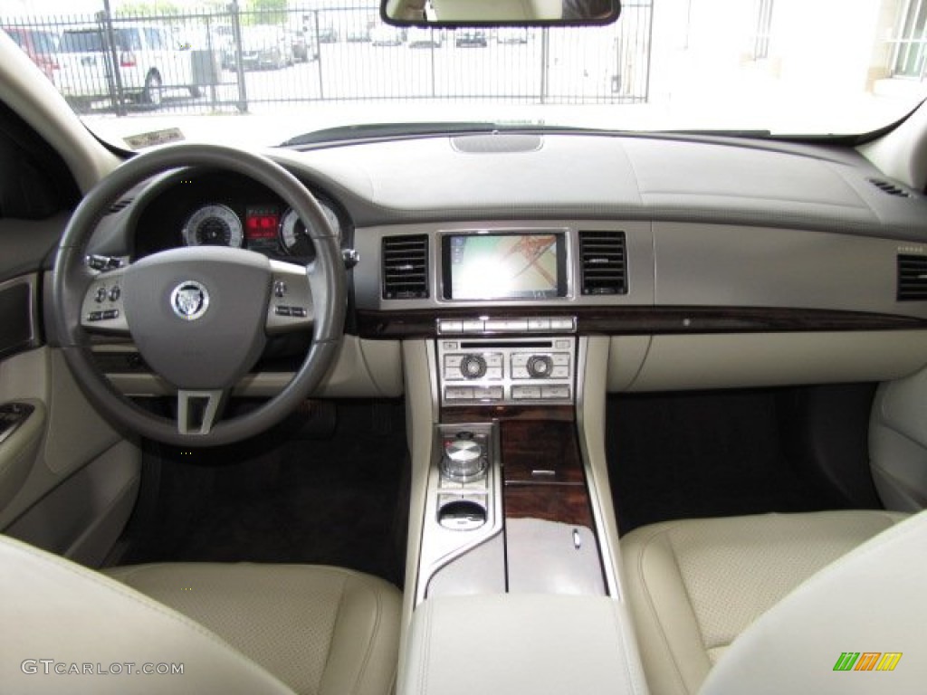 2010 Jaguar XF Premium Sport Sedan Ivory Dashboard Photo #82650692