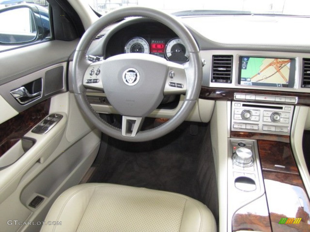 2010 Jaguar XF Premium Sport Sedan Ivory Dashboard Photo #82650903