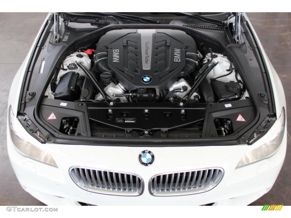 2013 BMW 5 Series 550i Sedan 4.4 Liter DI TwinPower Turbocharged DOHC 32-Valve VVT V8 Engine Photo #82651519