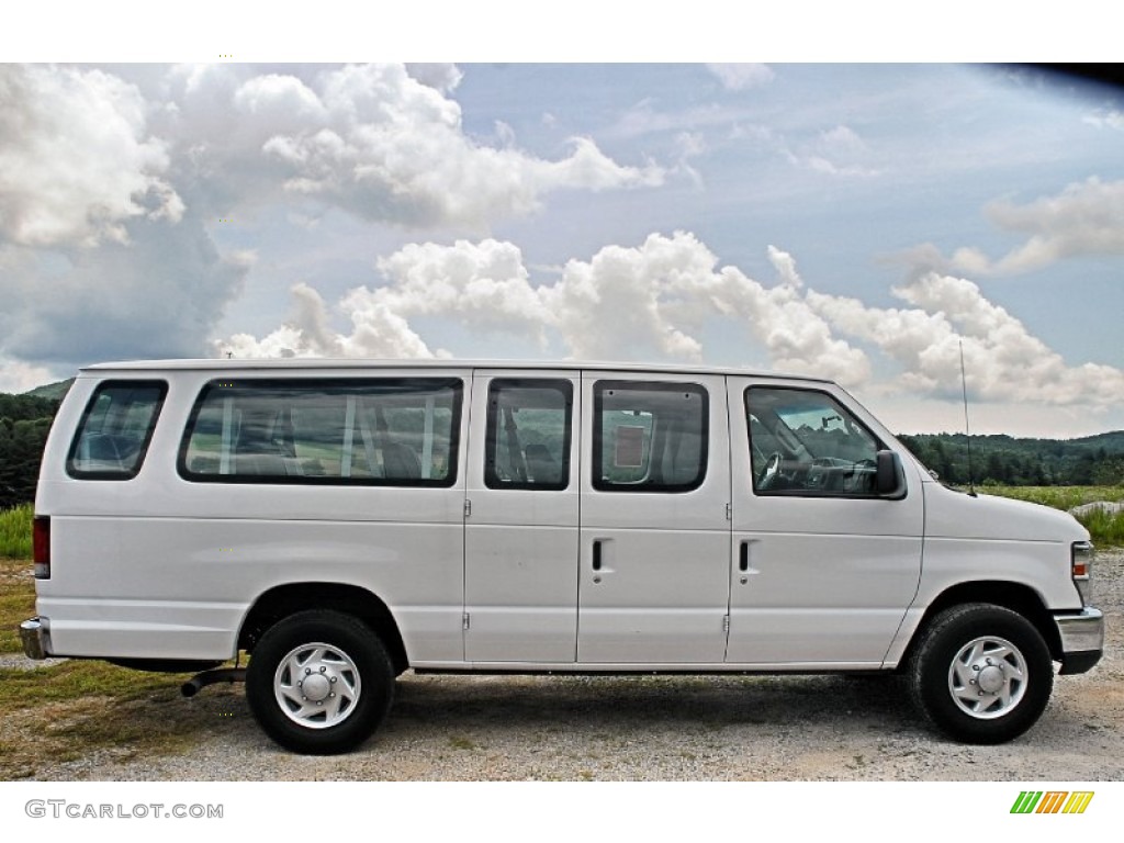 Oxford White 2011 Ford E Series Van E350 XLT Extended Passenger Exterior Photo #82653584