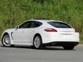 Carrara White - Panamera S Photo No. 2