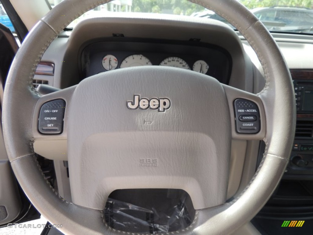 2004 Grand Cherokee Limited - Deep Lava Red Metallic / Sandstone photo #23