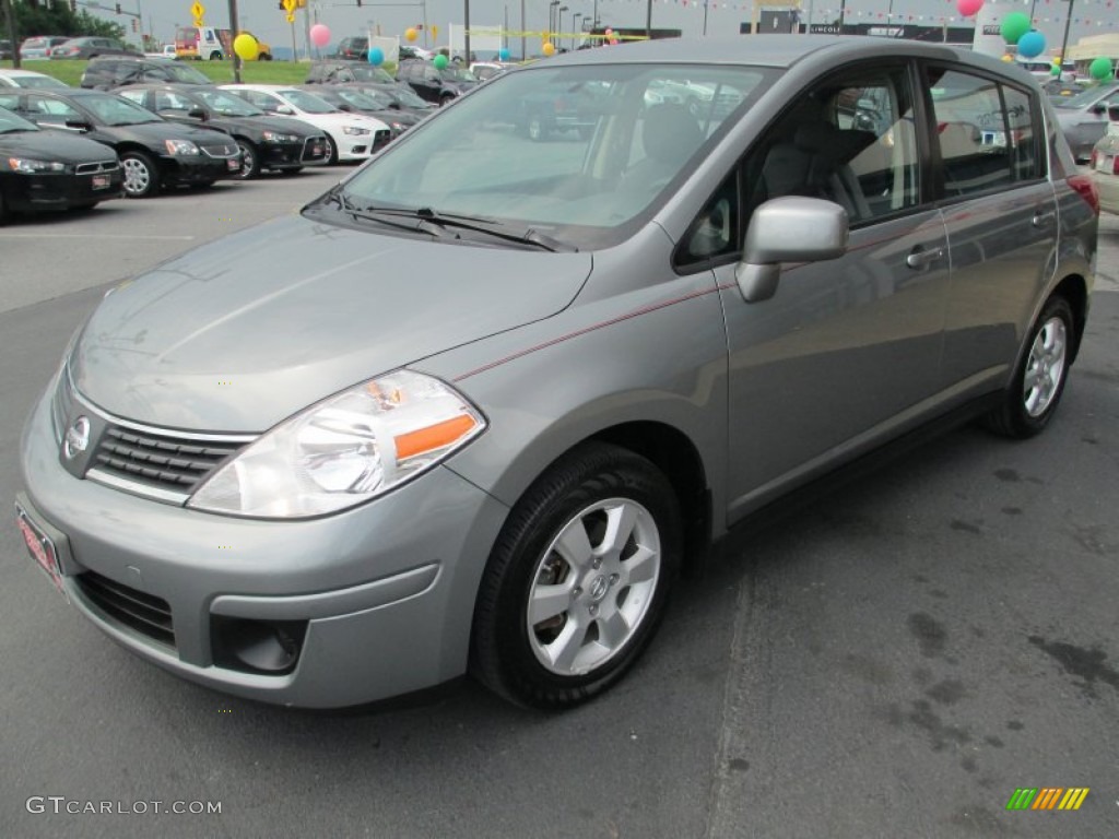 2007 Versa SL - Magnetic Grey Metallic / Charcoal photo #2