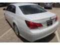 Blizzard White Pearl - Avalon  Photo No. 31