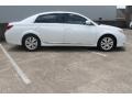 Blizzard White Pearl - Avalon  Photo No. 35
