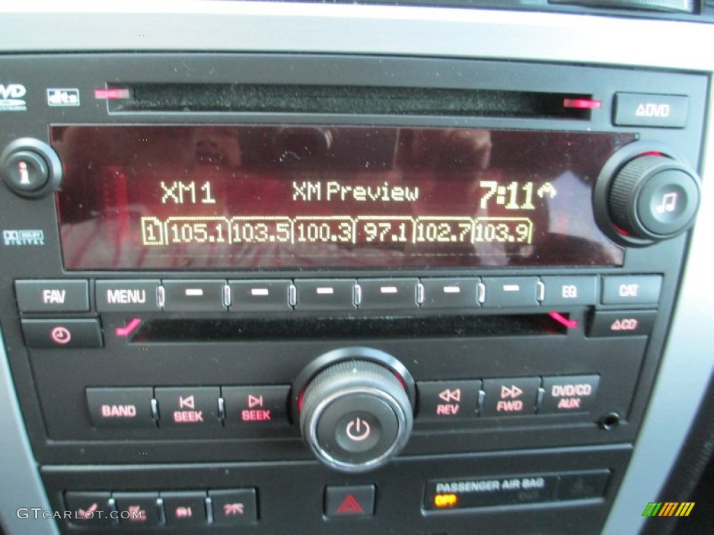 2009 GMC Acadia SLE AWD Audio System Photos