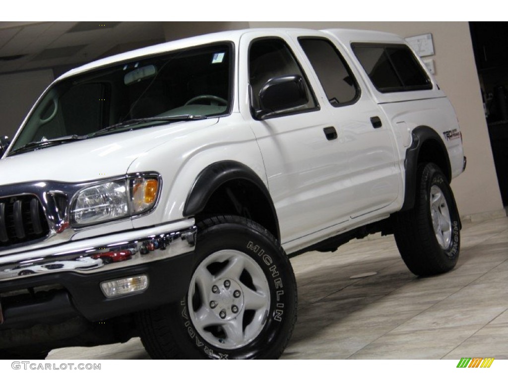 2004 Tacoma V6 PreRunner Double Cab - Super White / Charcoal photo #1