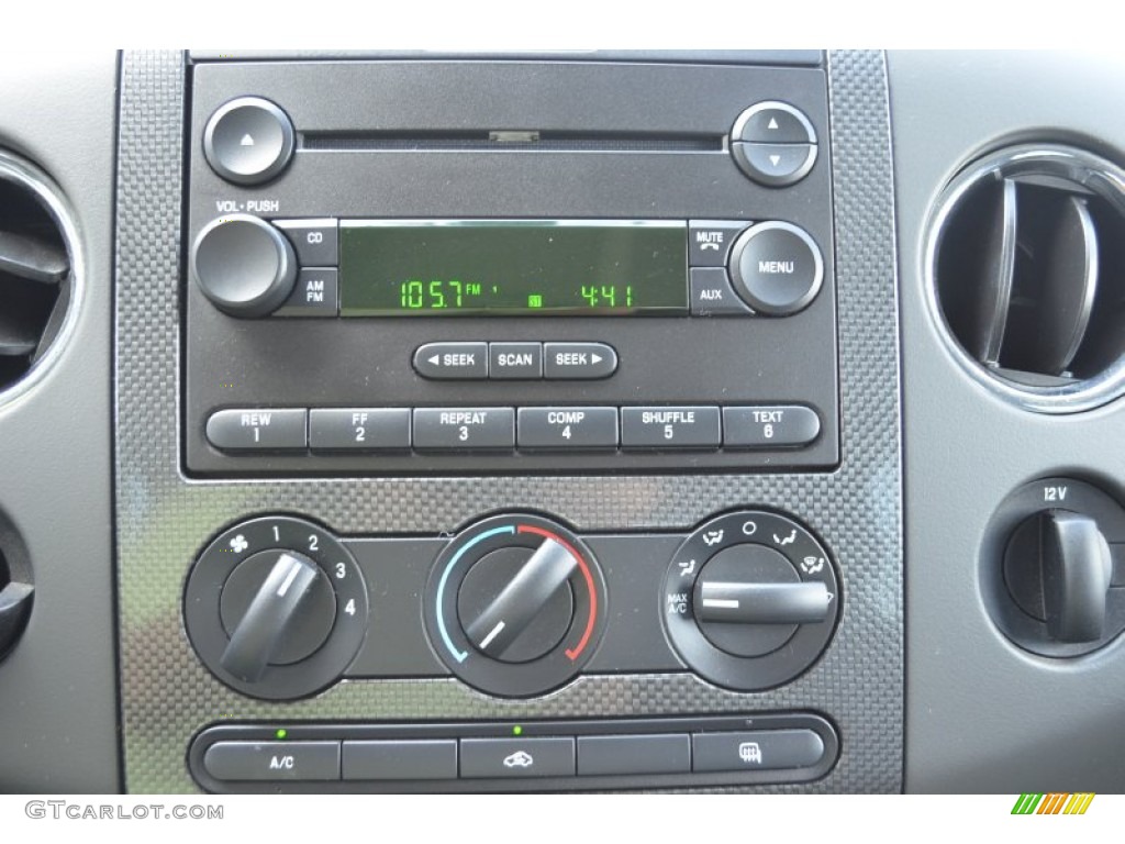 2004 F150 XLT SuperCrew - True Blue Metallic / Medium/Dark Flint photo #20