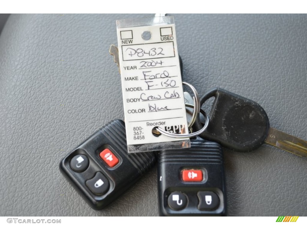 2004 F150 XLT SuperCrew - True Blue Metallic / Medium/Dark Flint photo #28
