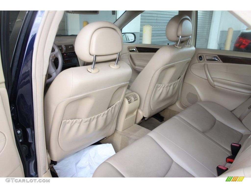 2002 Mercedes-Benz C 240 Sedan Rear Seat Photo #82662964