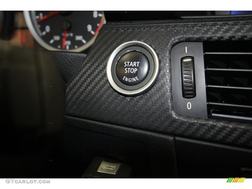 2011 BMW M3 Coupe Controls Photo #82663745