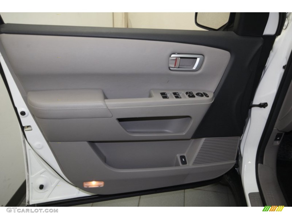 2010 Honda Pilot EX-L Door Panel Photos