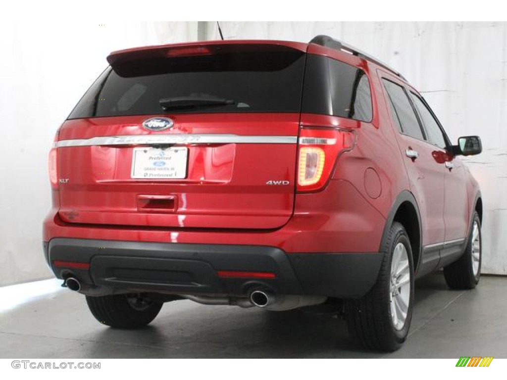 2011 Explorer XLT 4WD - Red Candy Metallic / Charcoal Black photo #7
