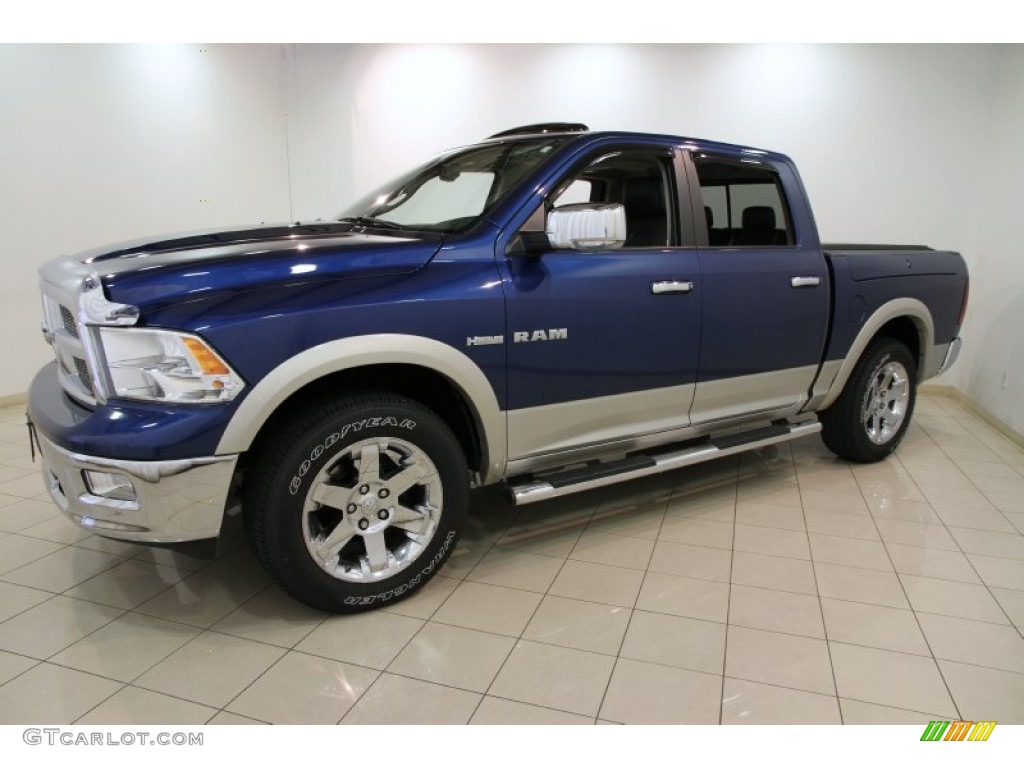 2009 Ram 1500 Laramie Crew Cab 4x4 - Deep Water Blue Pearl / Dark Slate Gray photo #3