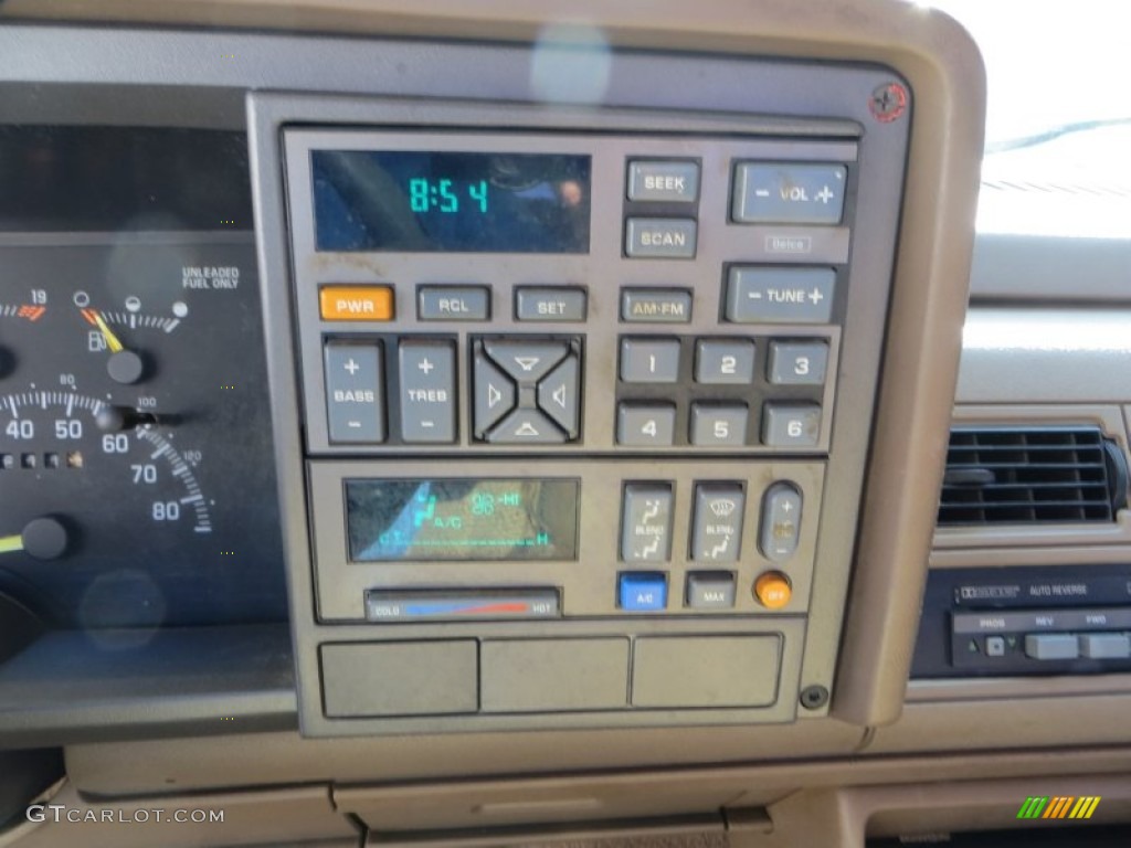 1994 Chevrolet C/K C1500 Regular Cab Controls Photo #82667898