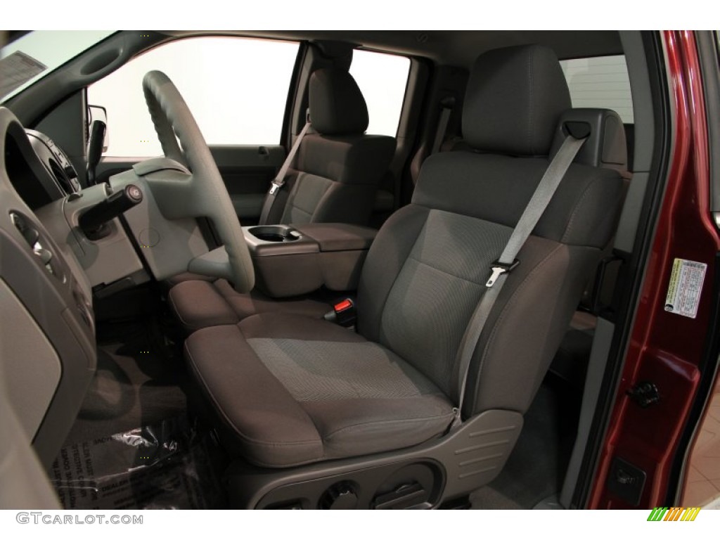 Medium Flint/Dark Flint Grey Interior 2005 Ford F150 XLT SuperCab 4x4 Photo #82667911