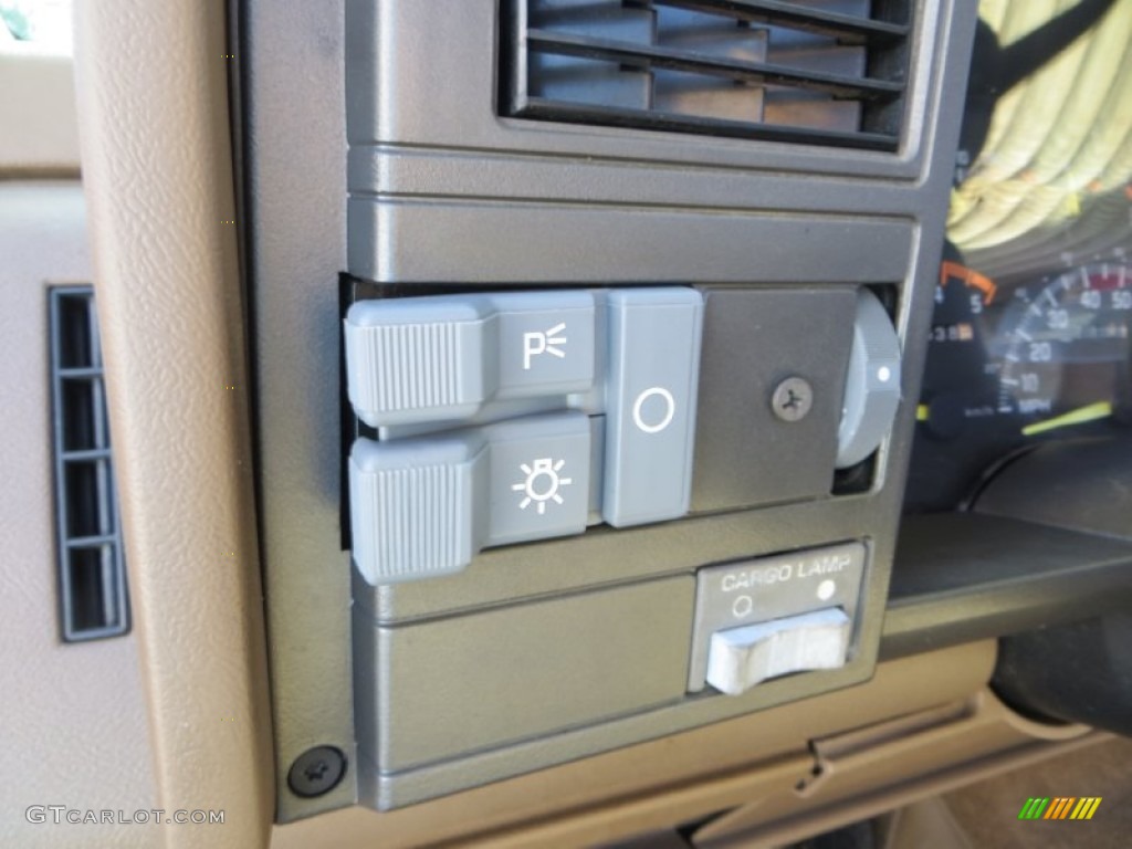 1994 Chevrolet C/K C1500 Regular Cab Controls Photos