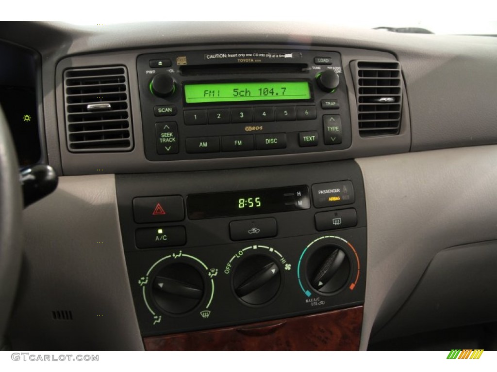 2006 Toyota Corolla LE Controls Photo #82669045