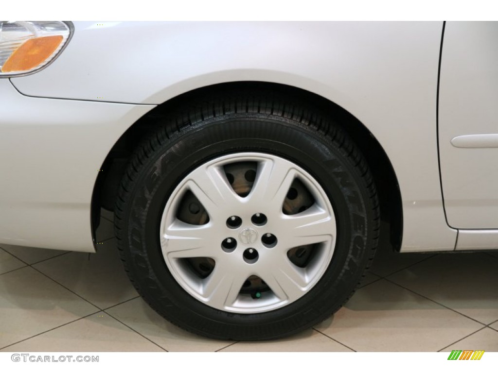 2006 Toyota Corolla LE Wheel Photos