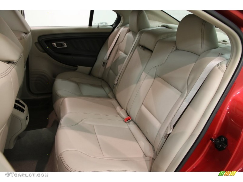 2010 Ford Taurus SEL Rear Seat Photo #82676232