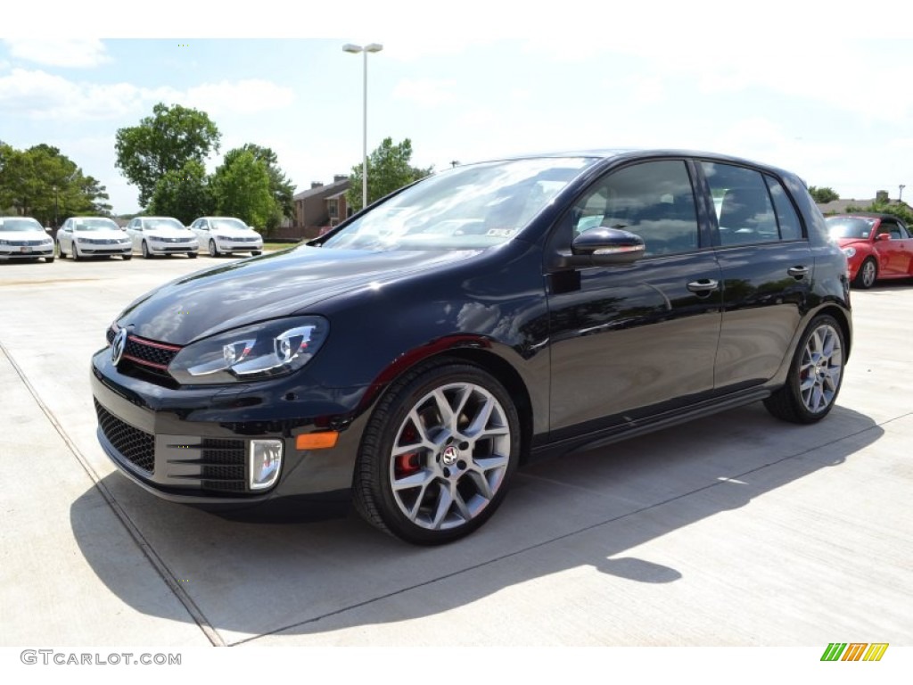 Deep Black Pearl Metallic 2013 Volkswagen GTI 4 Door Driver's Edition Exterior Photo #82679275