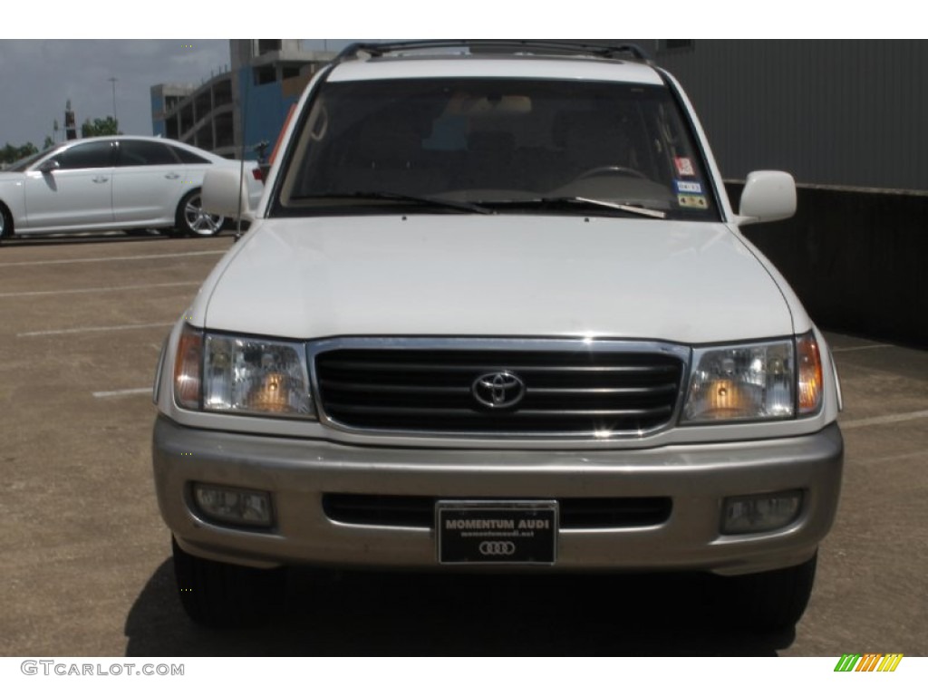 2002 Land Cruiser  - Natural White / Ivory photo #2