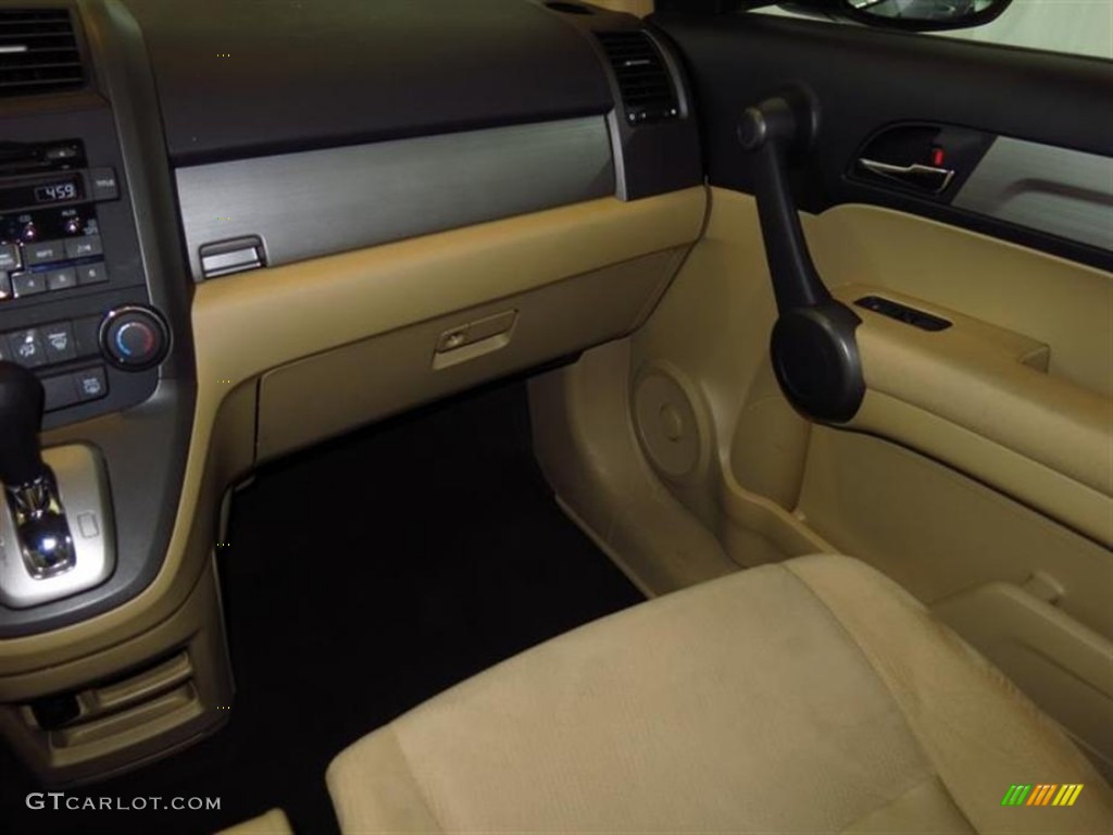 2011 CR-V SE - Opal Sage Metallic / Ivory photo #13