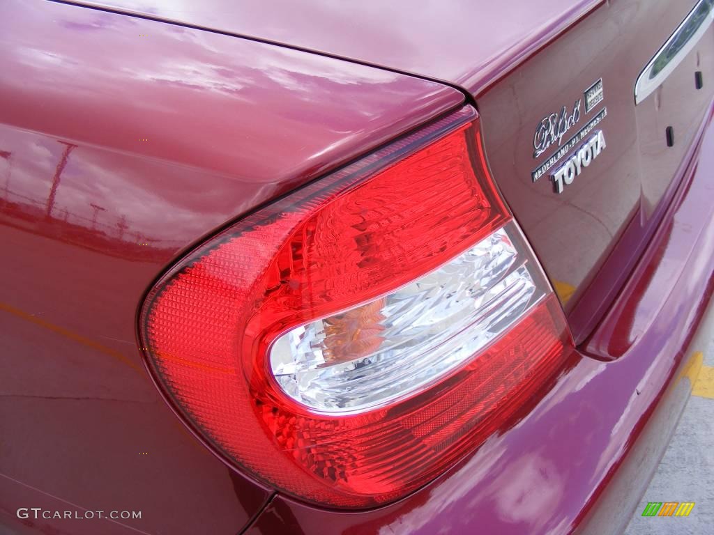 2003 Camry LE - Salsa Red Pearl / Stone photo #19