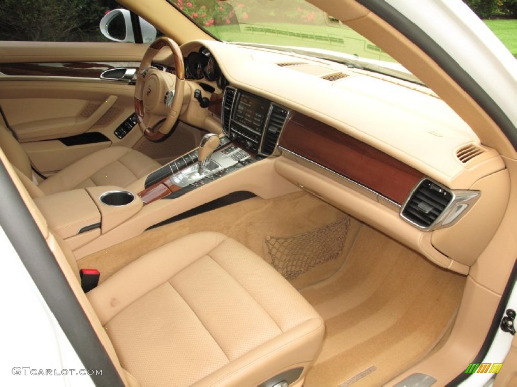 2011 Porsche Panamera 4 Luxor Beige Dashboard Photo #82684957