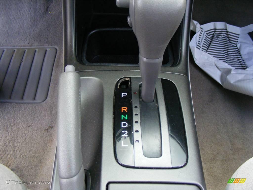 2003 Camry LE - Salsa Red Pearl / Stone photo #41