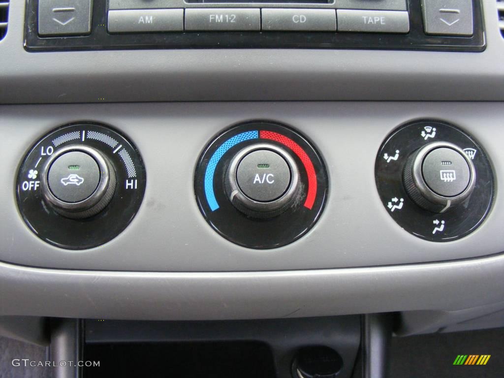 2003 Camry LE - Salsa Red Pearl / Stone photo #43