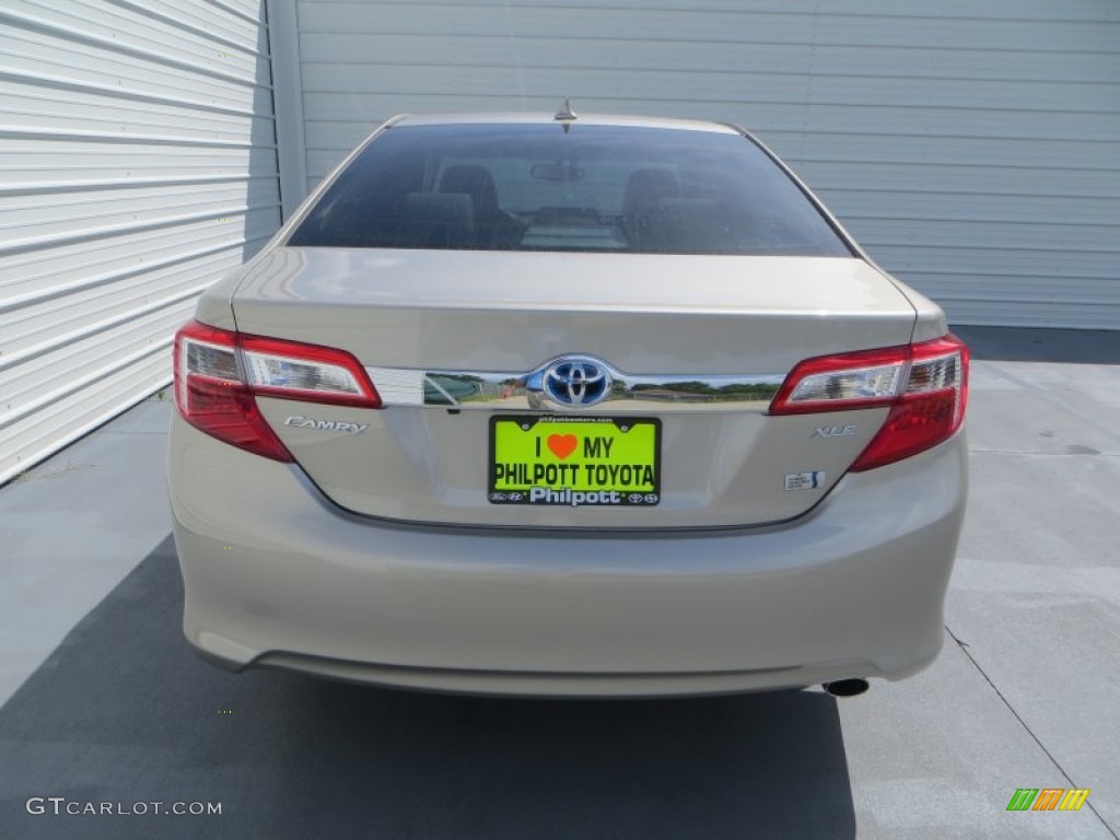 2013 Camry Hybrid XLE - Champagne Mica / Ivory photo #5