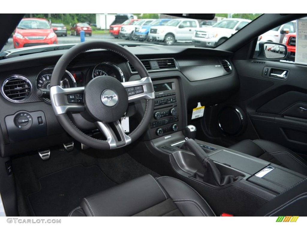 2014 Ford Mustang GT/CS California Special Coupe California Special Charcoal Black/Miko Suede Dashboard Photo #82688115