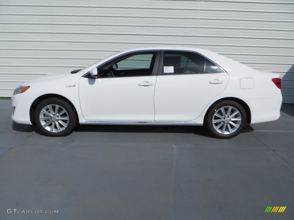 Super White 2013 Toyota Camry Hybrid XLE Exterior Photo #82688953