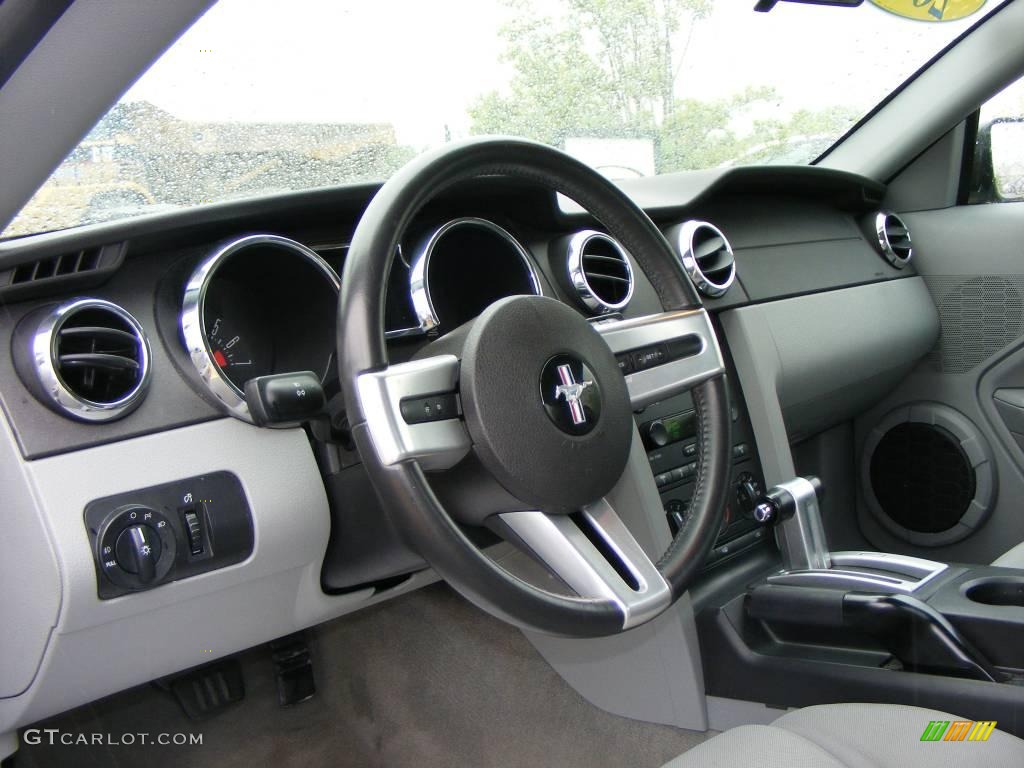 2007 Mustang V6 Deluxe Coupe - Vista Blue Metallic / Light Graphite photo #5