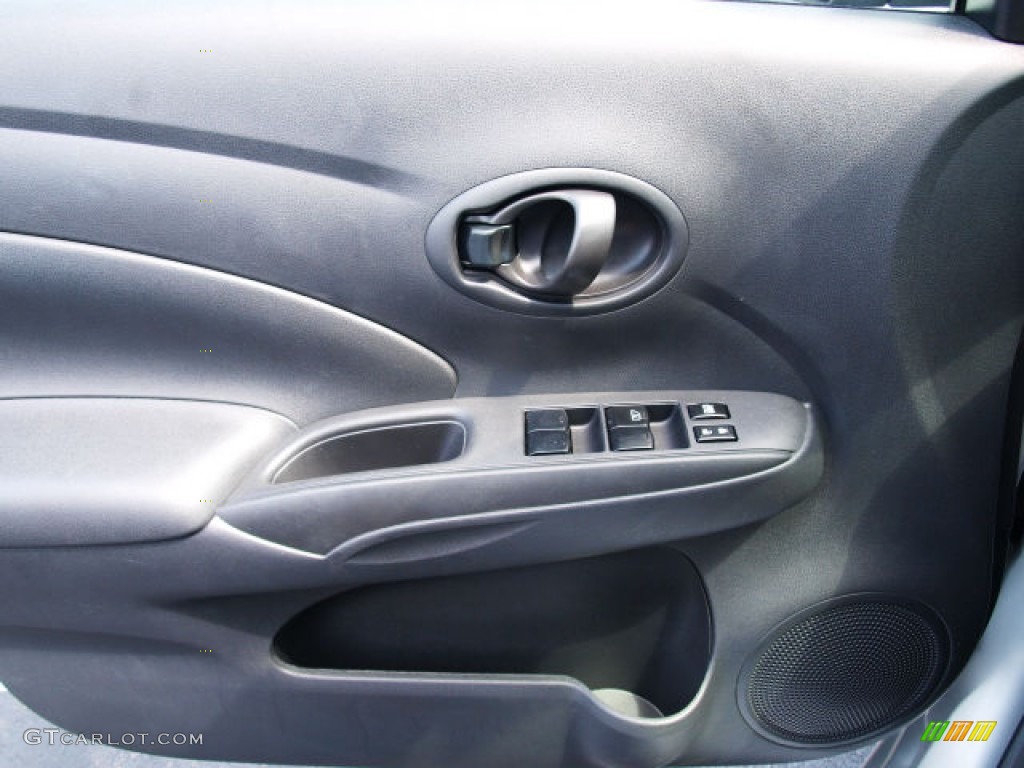 2012 Versa 1.6 SV Sedan - Brilliant Silver Metallic / Charcoal photo #15
