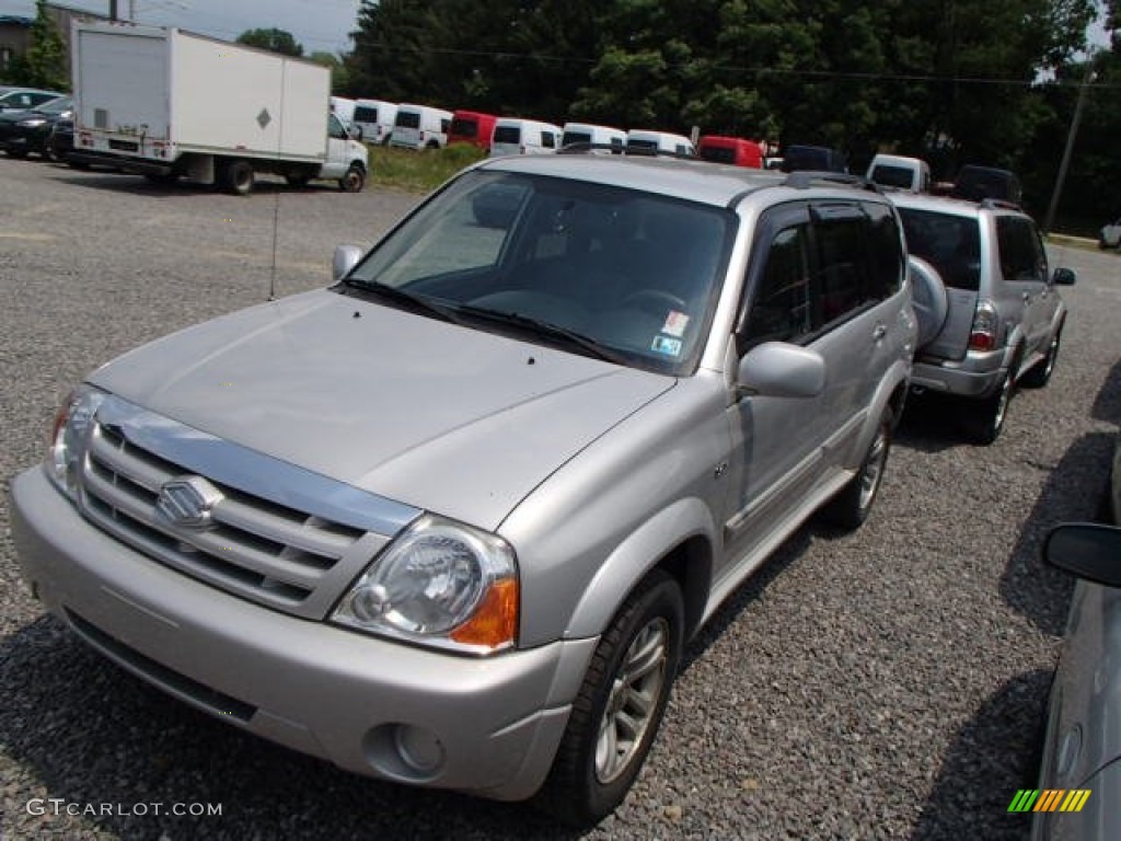 2005 XL7 EX 4WD - Silky Silver Metallic / Gray photo #3